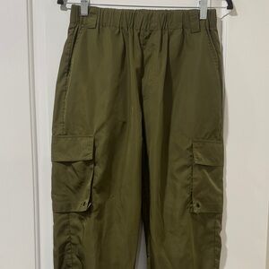 Green nylon, cargo pants size medium